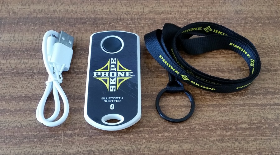 Phoneskope Bluetooth shutter button, USB cable and neck strap