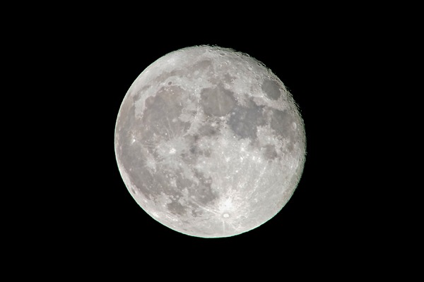 Image of the moon taken using a Galaxy S5 in a Phoneskope case attached to a Vortex Razor HD Spotting scope